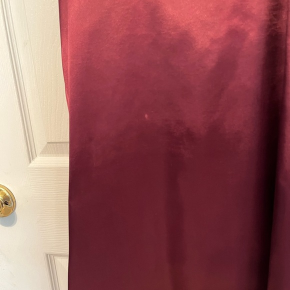 Vintage Elegant White and Burgundy Women's Formal dress Hand Sewn 16-18 - Picture 7 of 8